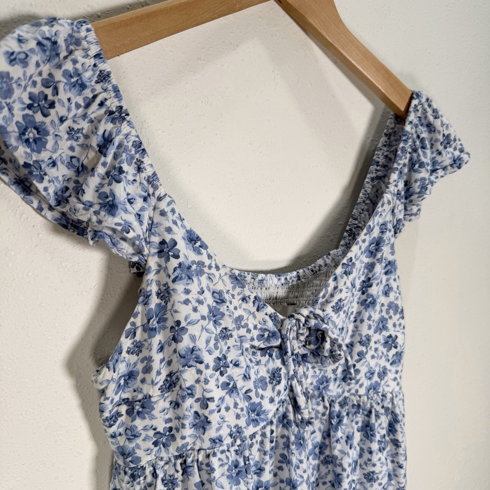 Hollister Babydoll Crop Top Blue Floral Smocked Back Sz XS Coquette Cottage - Picture 3 of 8